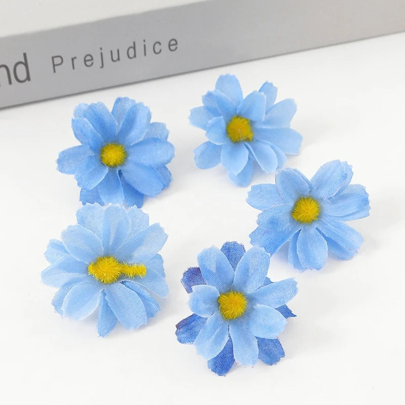 30/50Pcs Artificial Flowers Daisy Silk Flowers Decoration Party Wedding Decoration Home Party Daisy Floral Design Craft Supplies