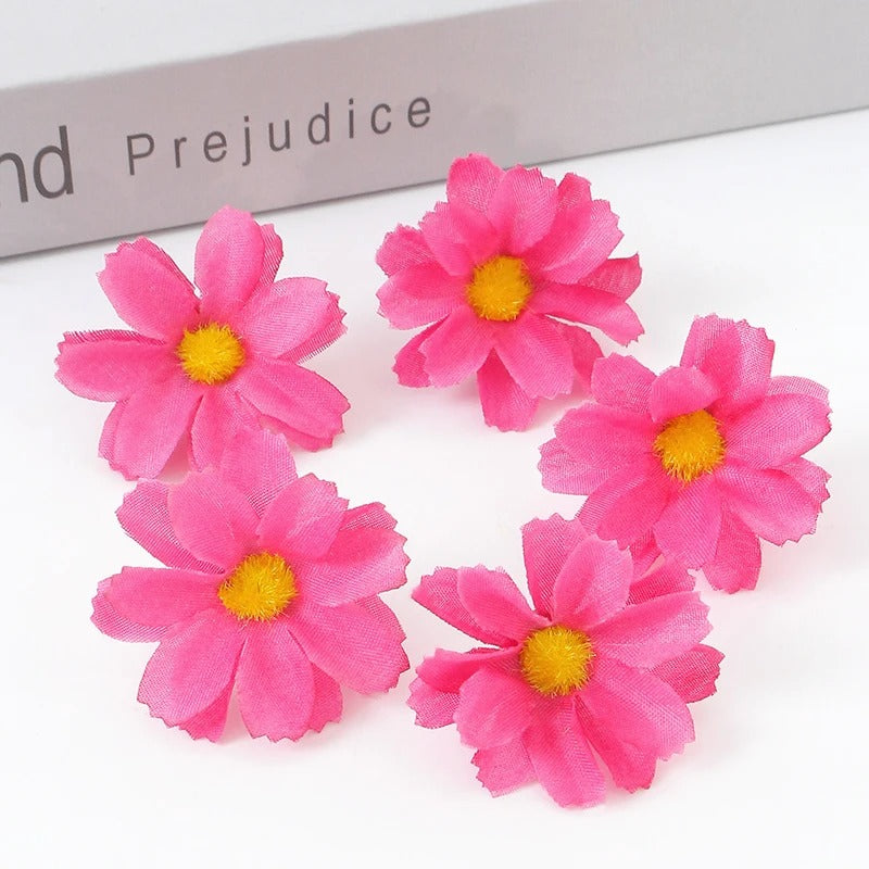 30/50Pcs Artificial Flowers Daisy Silk Flowers Decoration Party Wedding Decoration Home Party Daisy Floral Design Craft Supplies