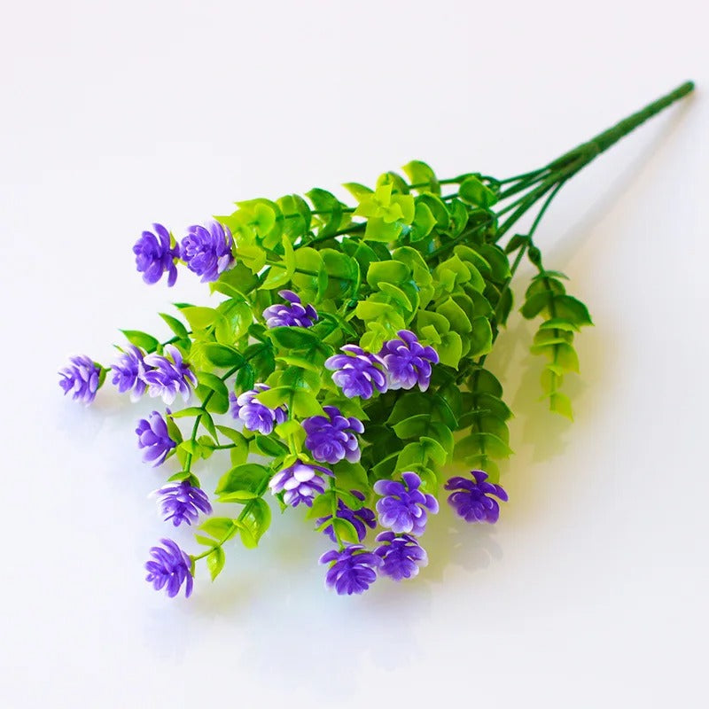 A Bundle of Plastic Artificial Flowers Outdoor Uv-Resistant Fake Plant Flower for Window Box Hanging Planters Garden Home Decor
